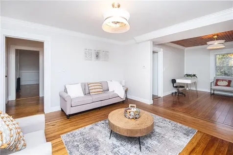 51 Salisbury Avenue North Kingstown RI 02852