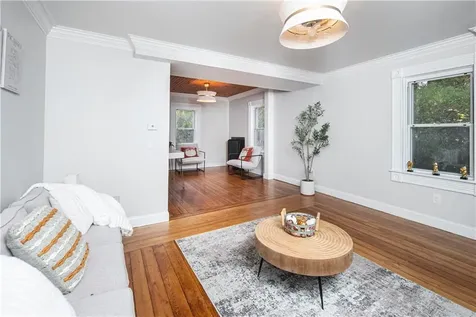 51 Salisbury Avenue North Kingstown RI 02852