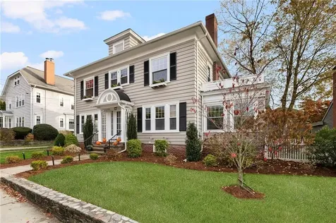 142 Ridge Street Pawtucket RI 02860