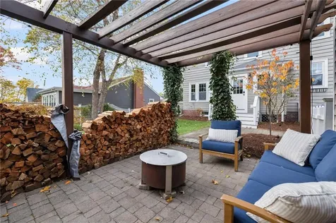 142 Ridge Street Pawtucket RI 02860