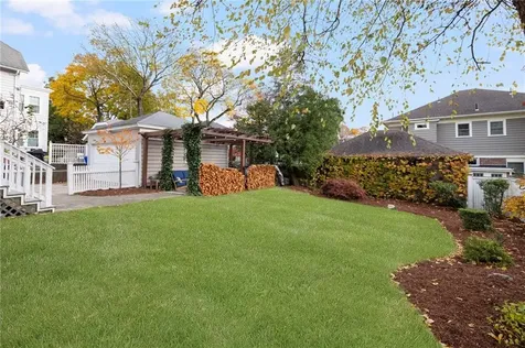 142 Ridge Street Pawtucket RI 02860