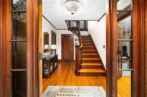 142 Ridge Street Pawtucket RI 02860