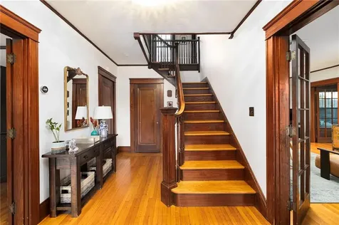 142 Ridge Street Pawtucket RI 02860