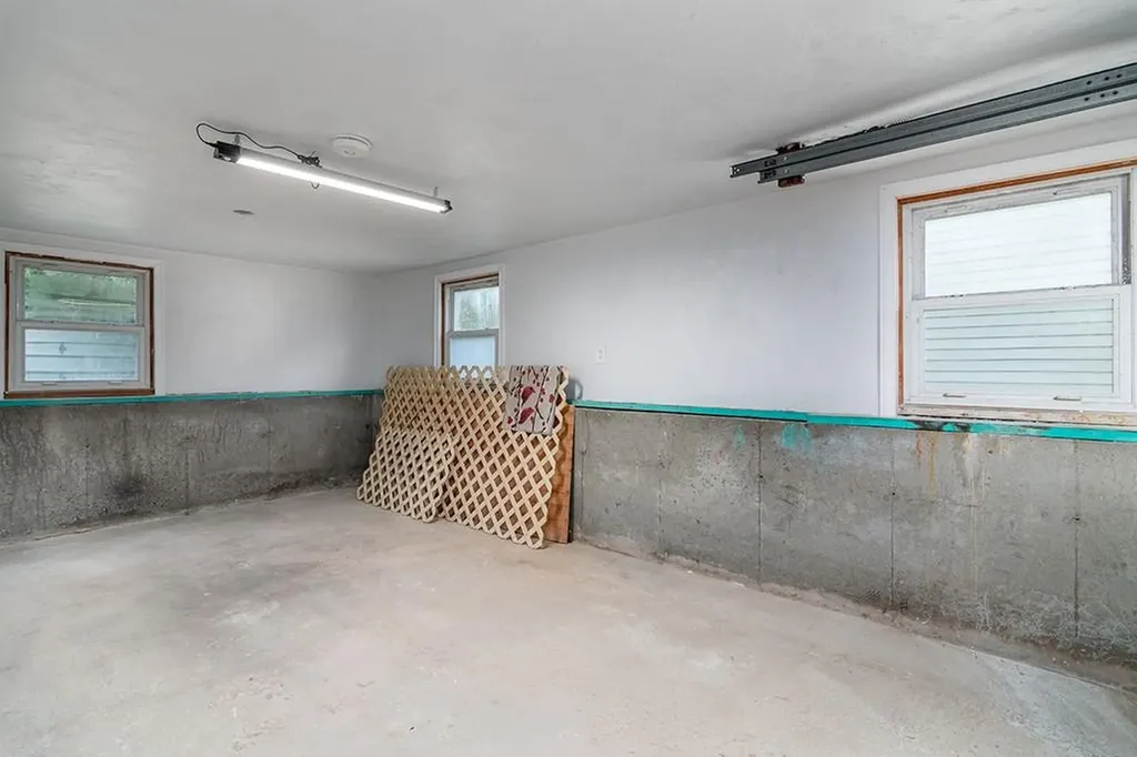 19 Nichols Lane Westerly RI 02891