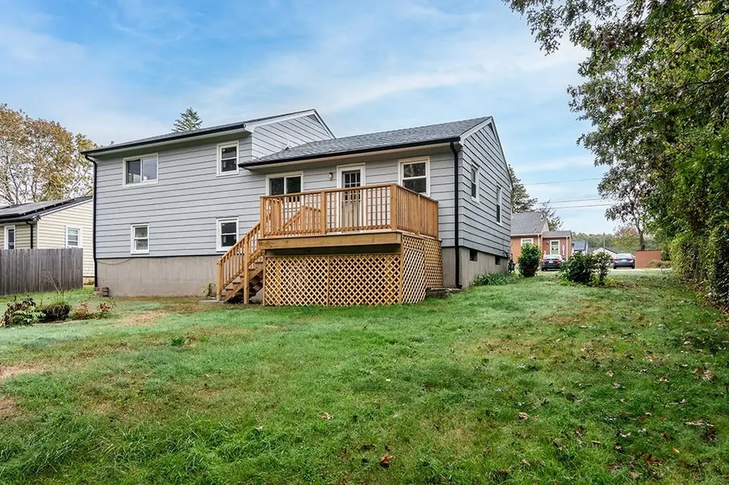19 Nichols Lane Westerly RI 02891