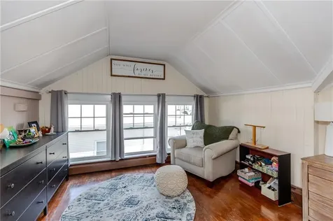 149 Oakdale Avenue Pawtucket RI 02860