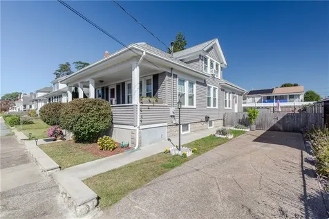 149 Oakdale Avenue Pawtucket RI 02860