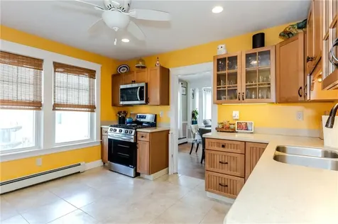 149 Oakdale Avenue Pawtucket RI 02860