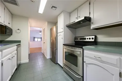 94 Windward Lane Bristol RI 02809