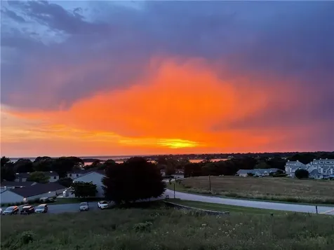 94 Windward Lane Bristol RI 02809