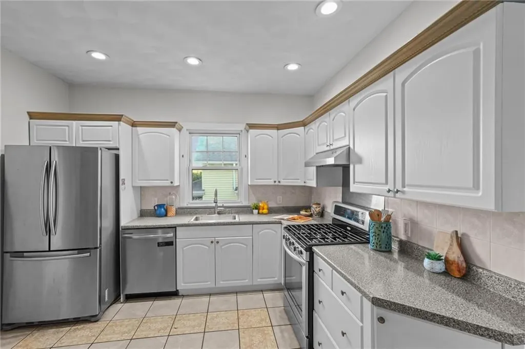 67 Armington Street Cranston RI 02905