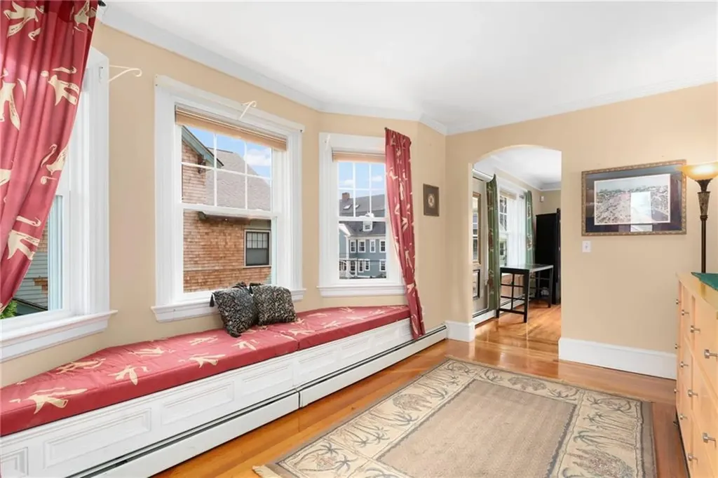 51 Columbia Avenue Cranston RI 02905