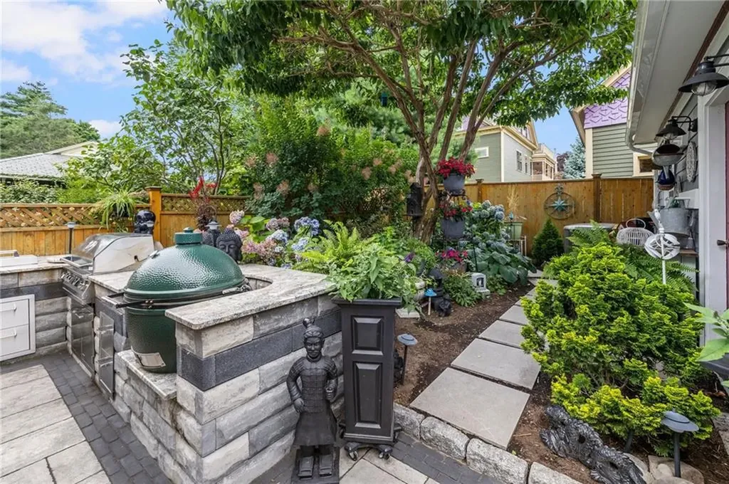 51 Columbia Avenue Cranston RI 02905