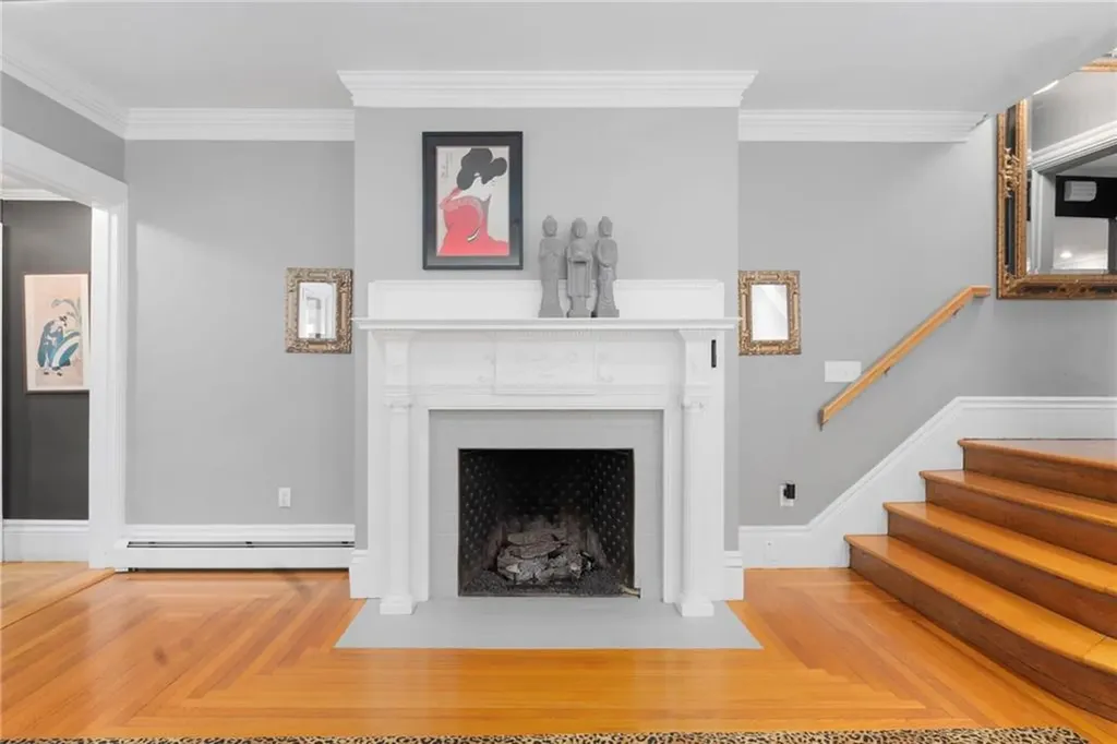 51 Columbia Avenue Cranston RI 02905