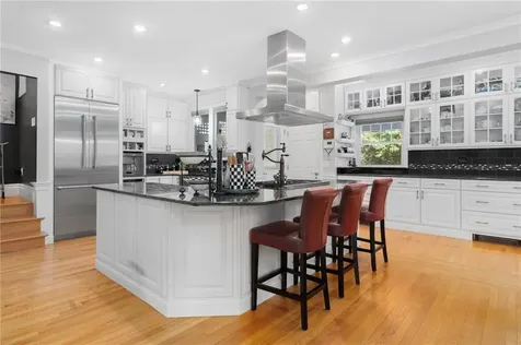 51 Columbia Avenue Cranston RI 02905