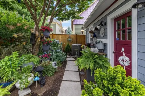 51 Columbia Avenue Cranston RI 02905