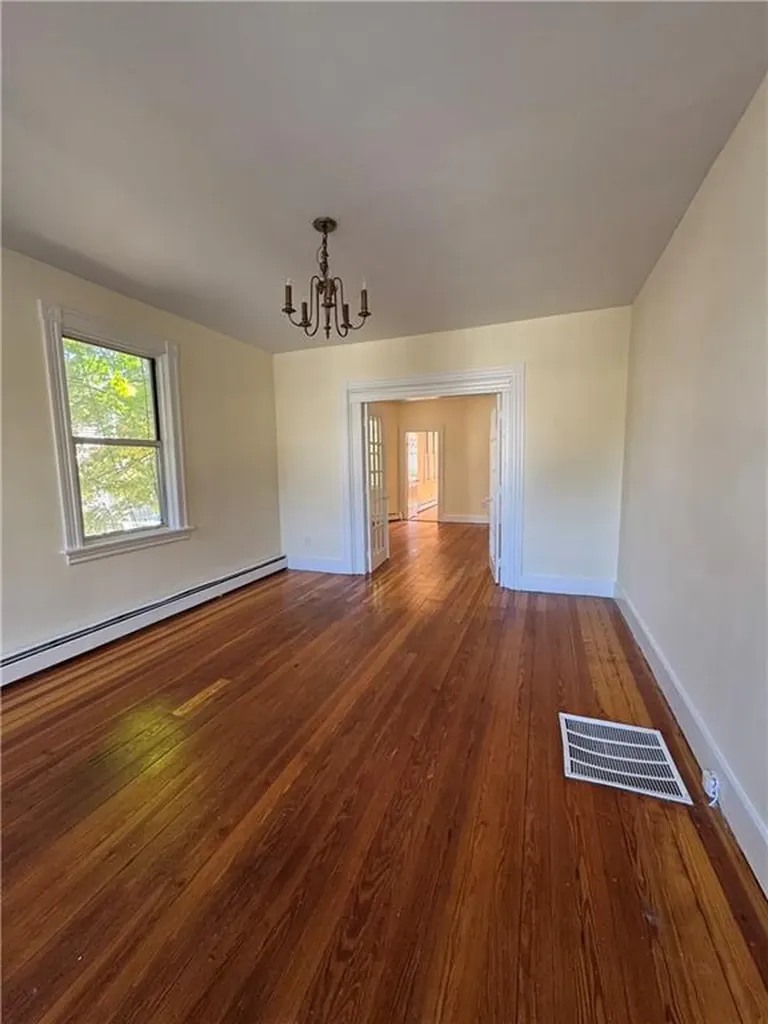 58 Roanoke Street Providence RI 02908