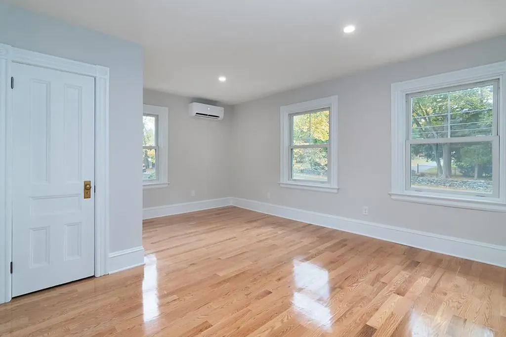 612 Warwick Neck Avenue Warwick RI 02889