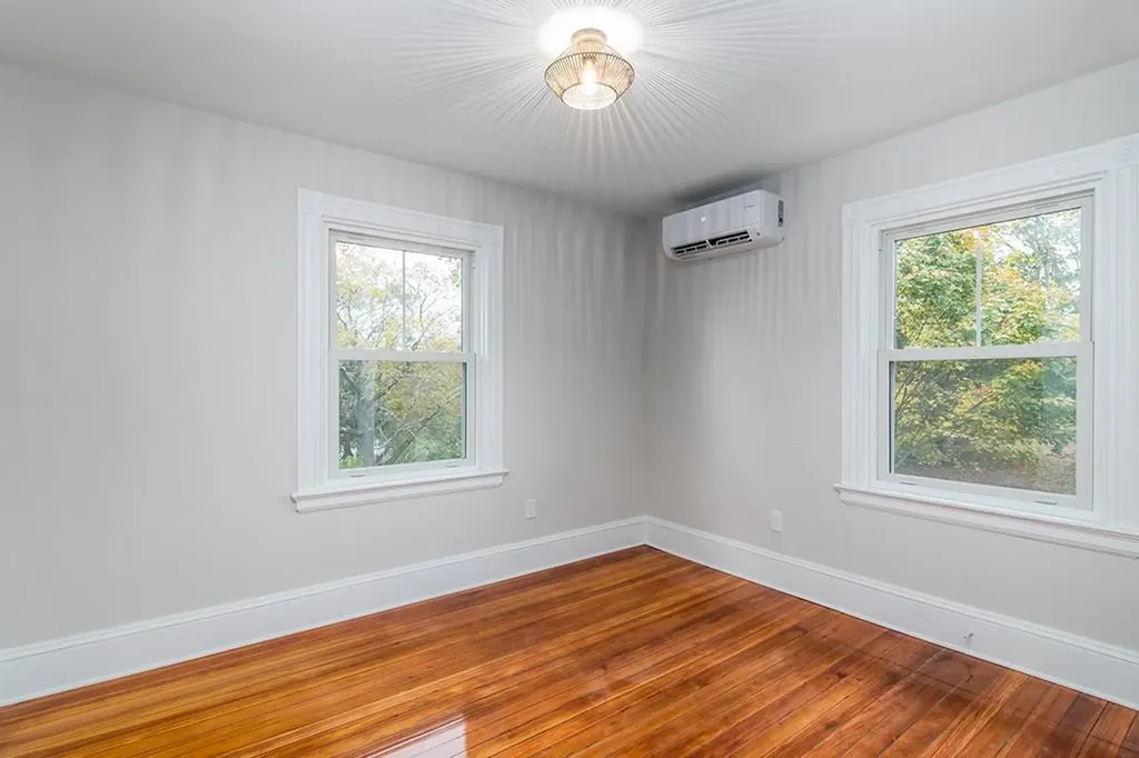 612 Warwick Neck Avenue Warwick RI 02889