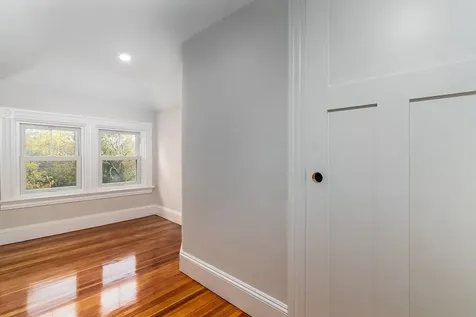 612 Warwick Neck Avenue Warwick RI 02889