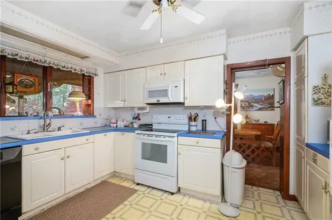 972 Reynolds Road Glocester RI 02814