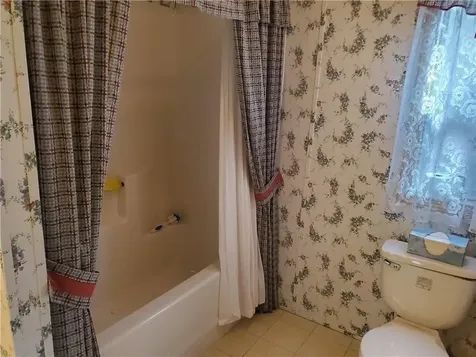 6 Giovanni Rose Court Coventry RI 02816