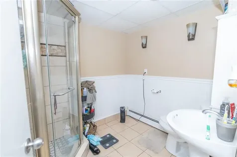 9 Farnum Avenue North Providence RI 02911