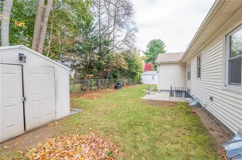 9 Farnum Avenue North Providence RI 02911