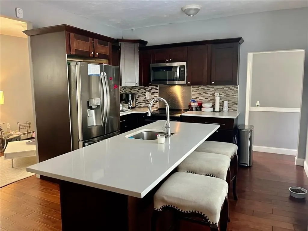 81 Burgess Avenue East Providence RI 02914