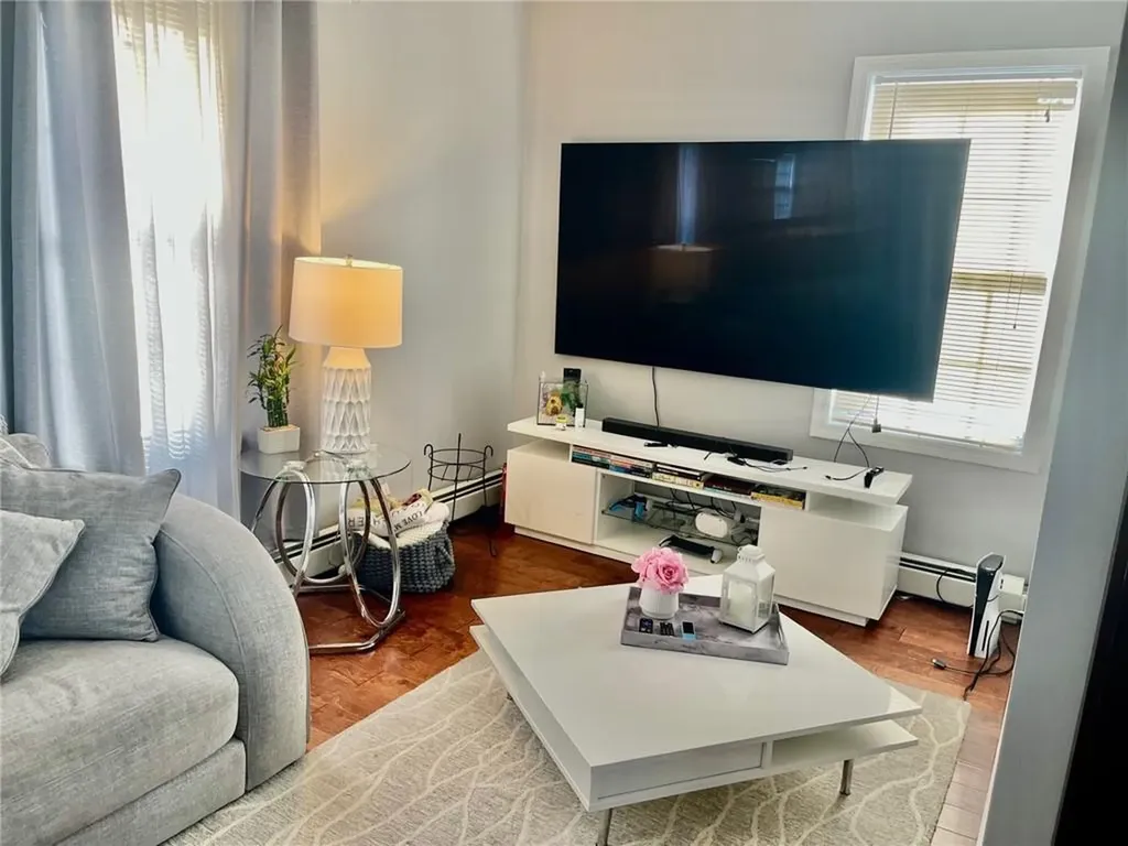 81 Burgess Avenue East Providence RI 02914