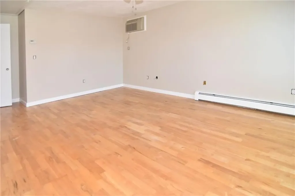 8 Coleman Street North Providence RI 02904