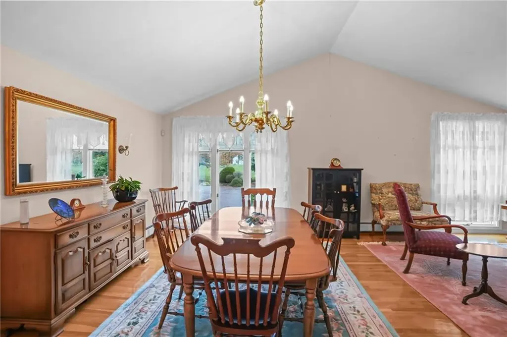68 Riverscape Lane Tiverton RI 02878