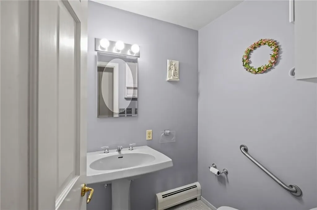 68 Riverscape Lane Tiverton RI 02878