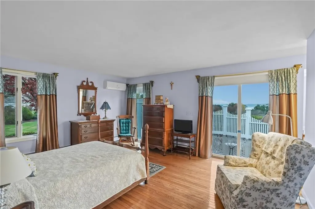 68 Riverscape Lane Tiverton RI 02878