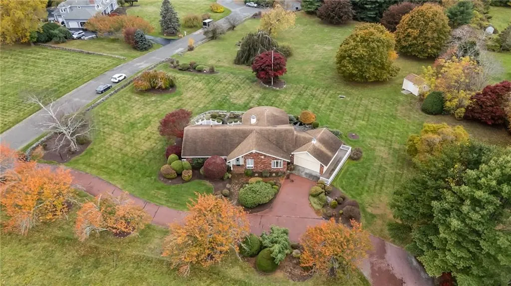 68 Riverscape Lane Tiverton RI 02878