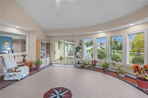 68 Riverscape Lane Tiverton RI 02878