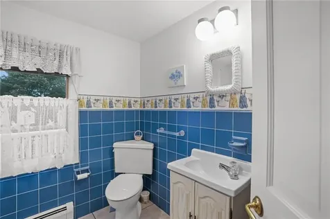 68 Riverscape Lane Tiverton RI 02878