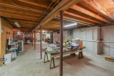 68 Riverscape Lane Tiverton RI 02878