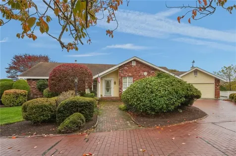 68 Riverscape Lane Tiverton RI 02878