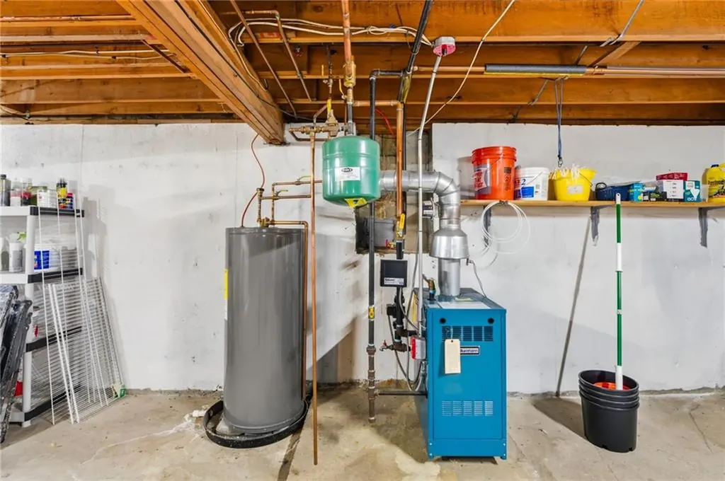 52 Glen Drive West Warwick RI 02893