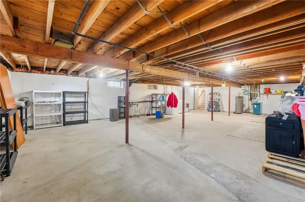 52 Glen Drive West Warwick RI 02893