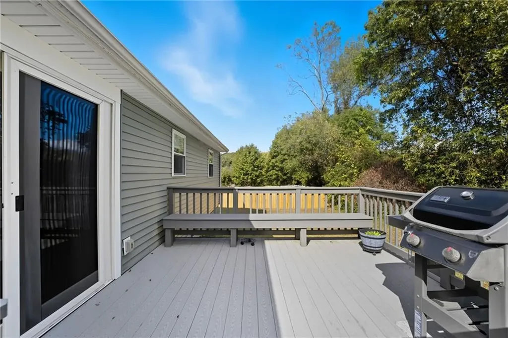 52 Glen Drive West Warwick RI 02893