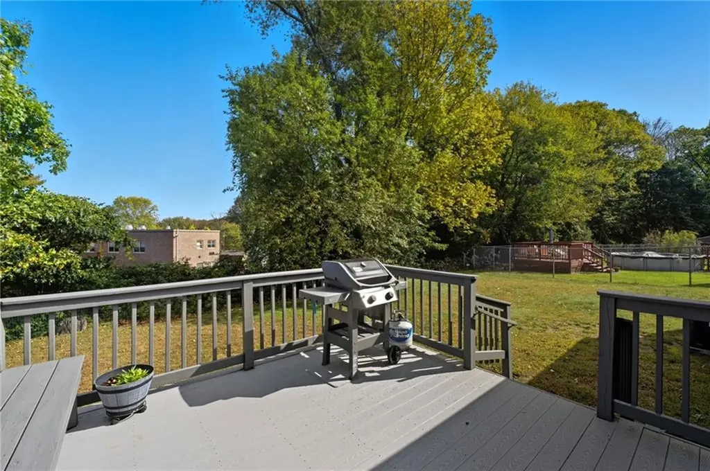 52 Glen Drive West Warwick RI 02893