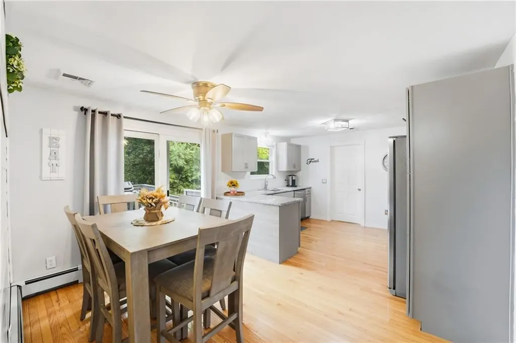 52 Glen Drive West Warwick RI 02893