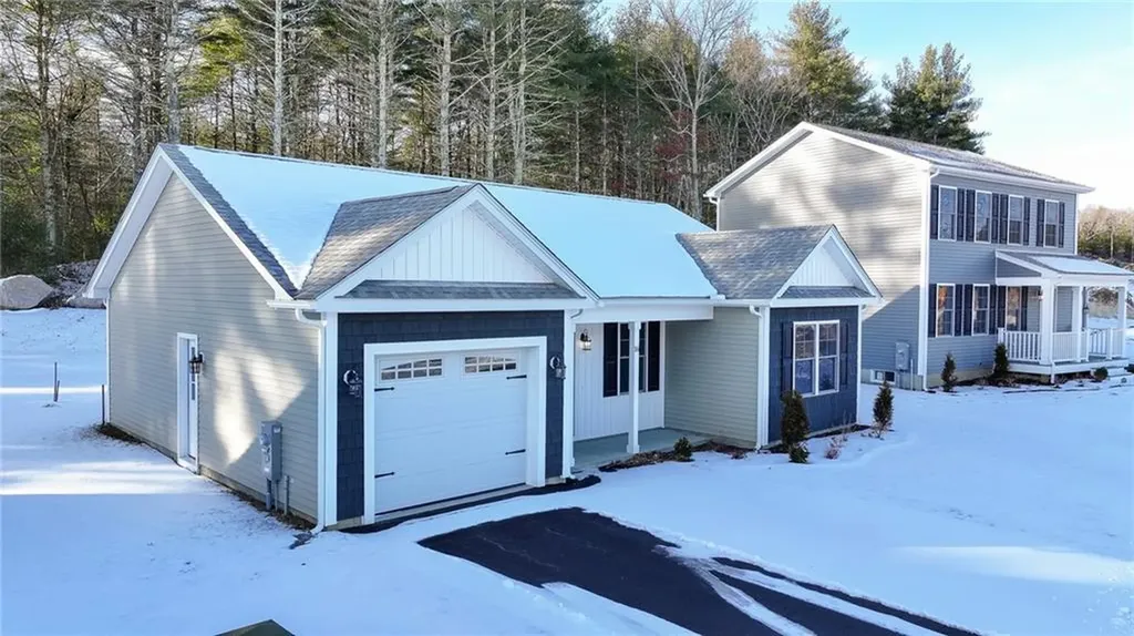 16 Pine Way Boulevard Coventry RI 02816