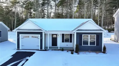 16 Pine Way Boulevard Coventry RI 02816