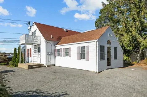 74 Valley Road Middletown RI 02842