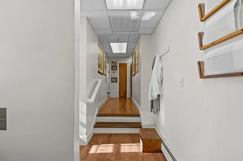 74 Valley Road Middletown RI 02842