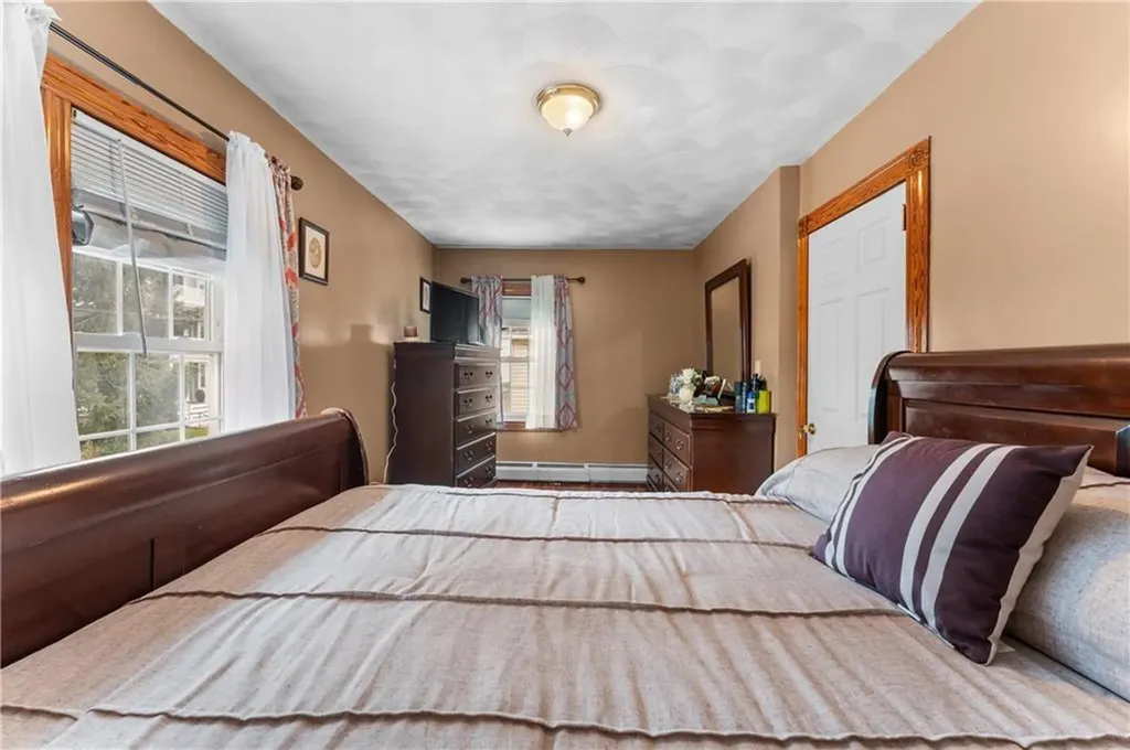 51 Seventh Street East Providence RI 02914