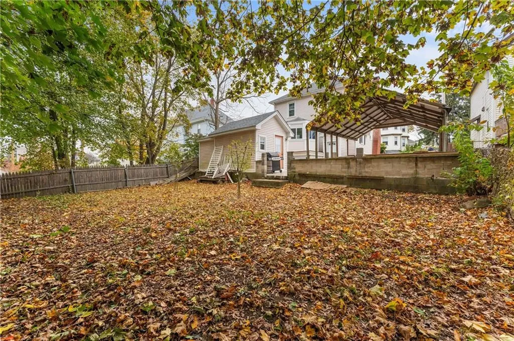 51 Seventh Street East Providence RI 02914